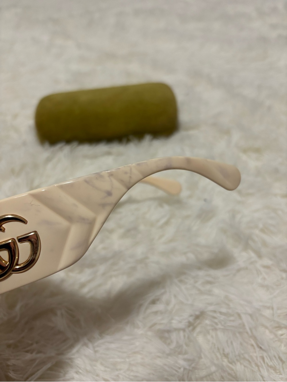 GUCCI  MARMONT SUNGLASSES - Picture 5 of 8